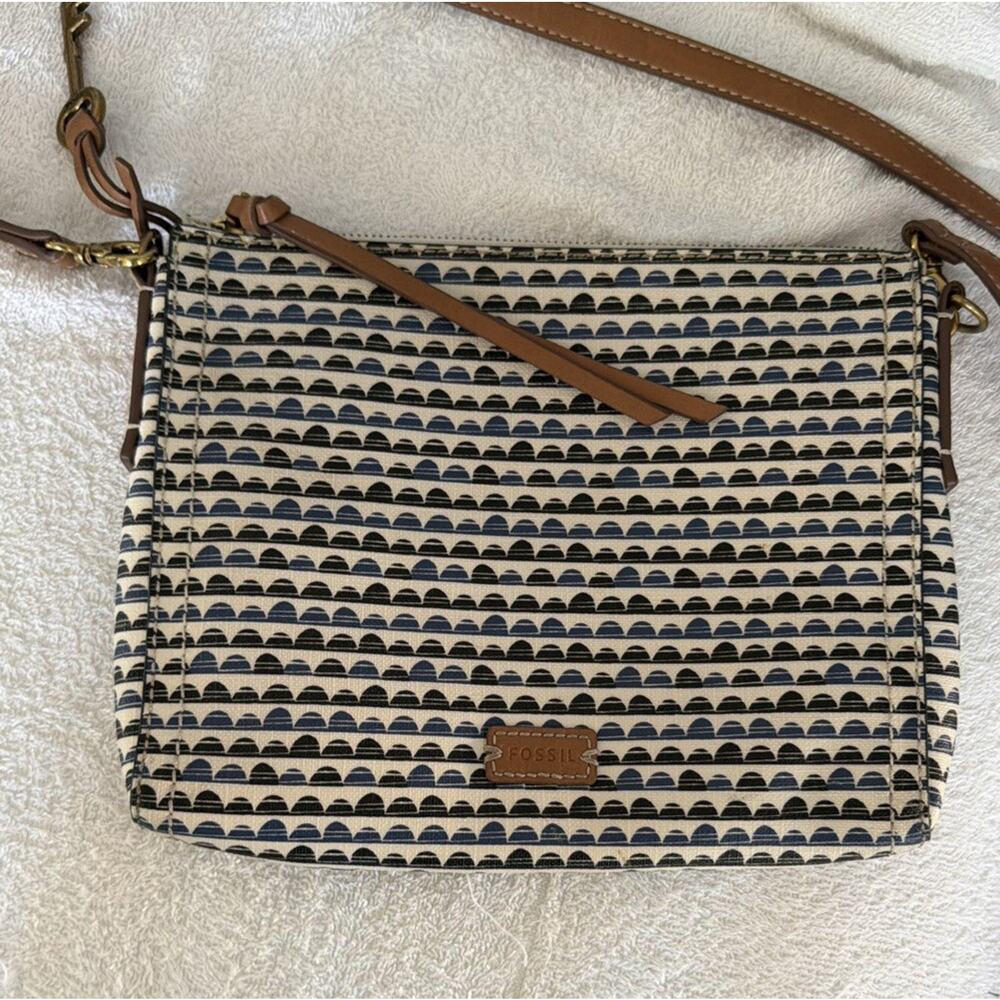 Fossil Emma Crossbody Purse Multicolor Pattern Zipper Colorful Key